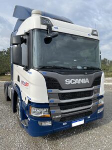 Scania P360 4x2-image